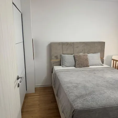 Apartment Friendly 2